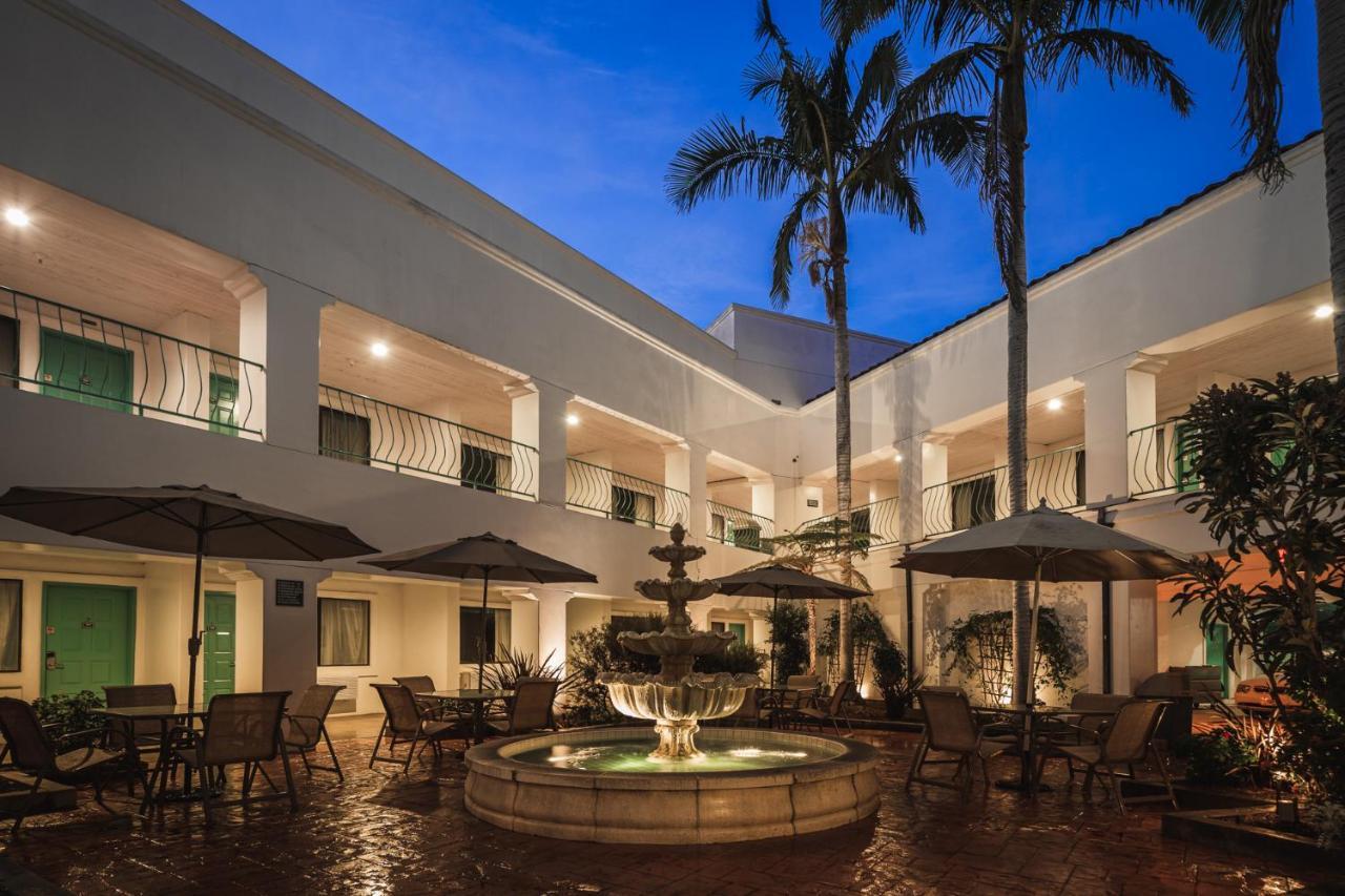 Casablanca San Clemente